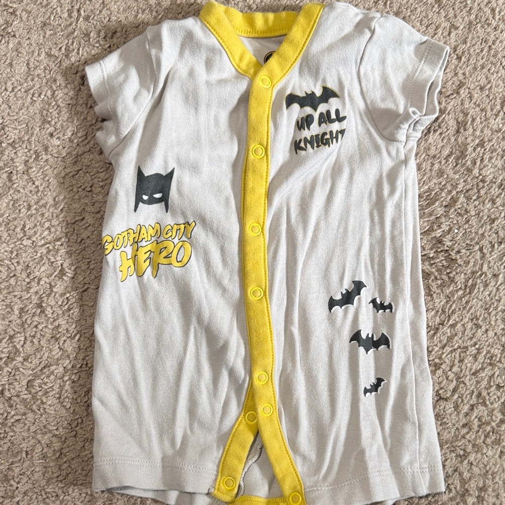 Baby Romper with Yellow Trim and Batman Graphics 🤍💚